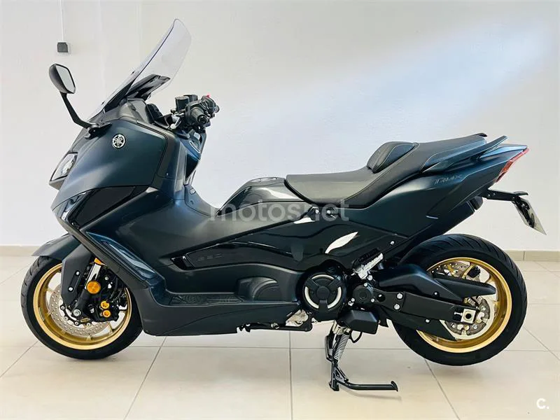 Yamaha TMAX 560 – Vista 6