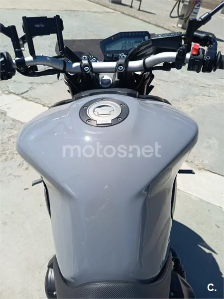 Yamaha MT-09 – Vista 4