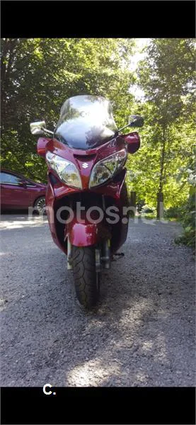 Suzuki Burgman 400 – Vista 2