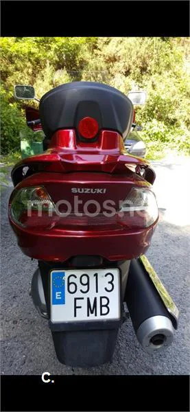 Suzuki Burgman 400 – Vista 3