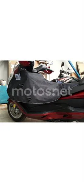 Suzuki Burgman 400 – Vista 6