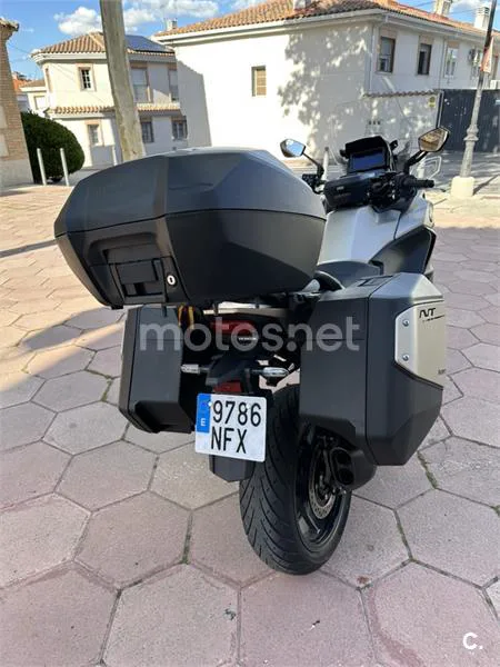 Honda NT1100 – Vista 3