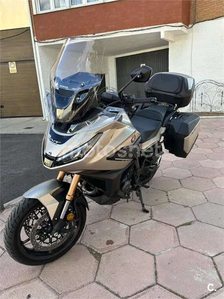 Honda NT1100 – Vista 4