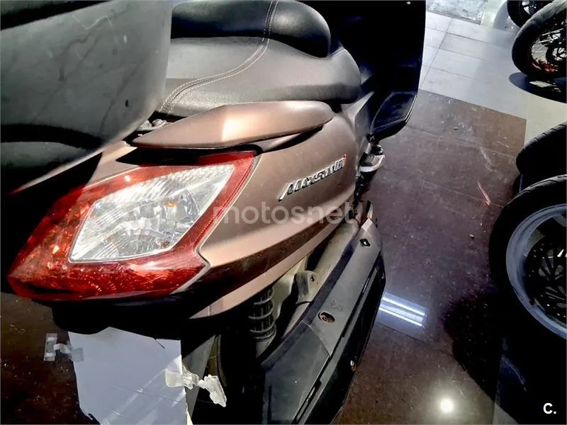 SYM Maxsym 600 – Vista 12