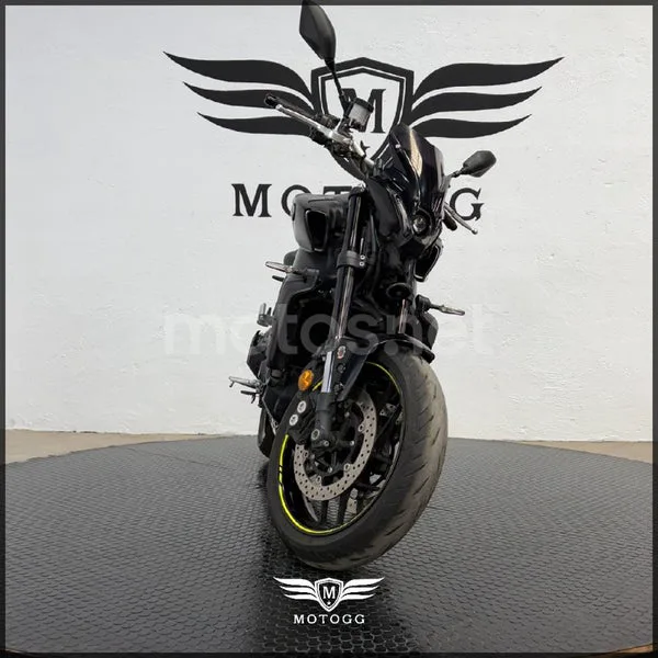 Yamaha MT-09 – Vista 4