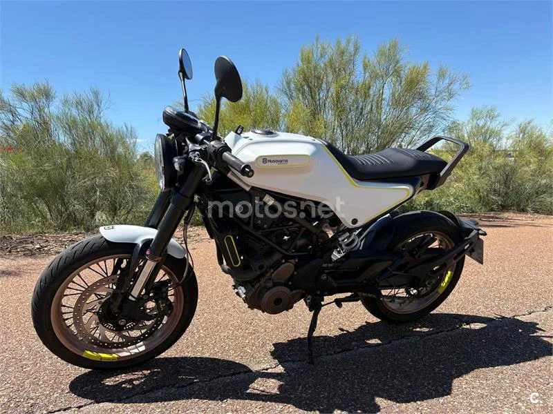 Husqvarna Vitpilen 401 – Vista 10