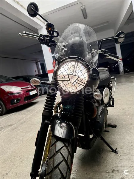 Triumph Scrambler 900 - Vista 7