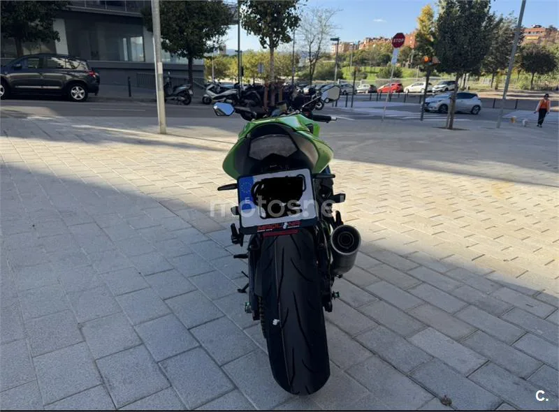 Kawasaki Ninja ZX-10R – Vista 3