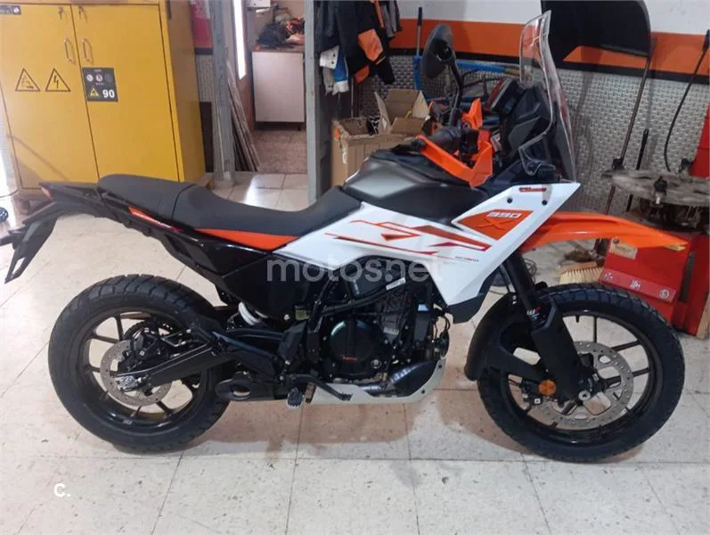 KTM 390 – Vista 3