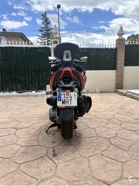 Honda Forza 350 – Vista 3