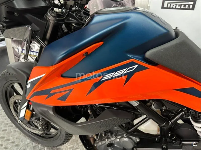 KTM 390 – Vista 26