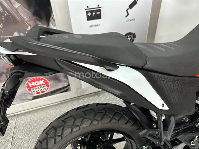 KTM 390 – Vista 8