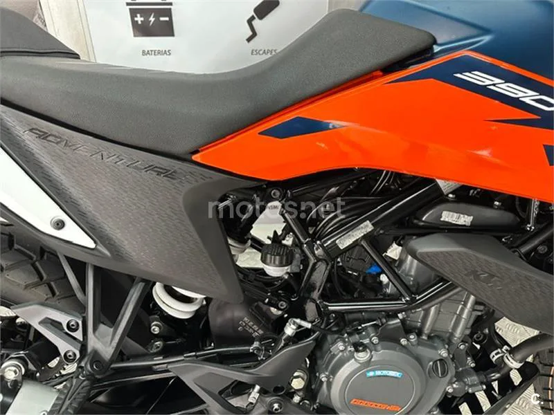 KTM 390 – Vista 10
