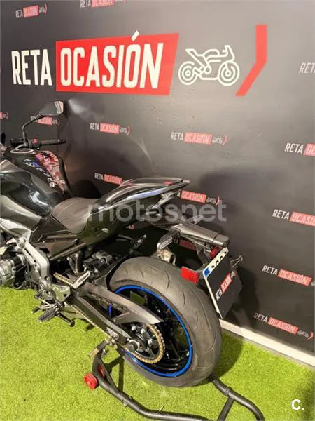 Kawasaki Z900 – Vista 4