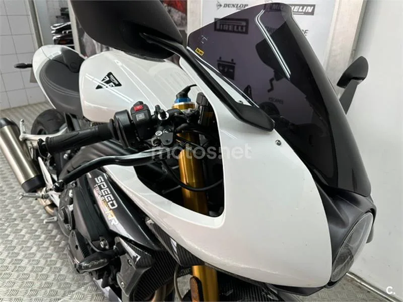 Triumph Speed Triple – Vista 13