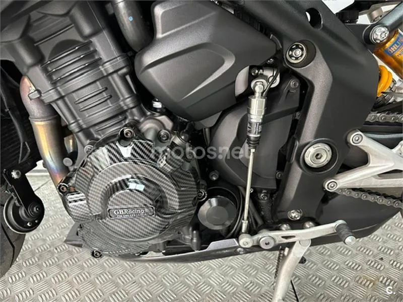Triumph Speed Triple – Vista 26