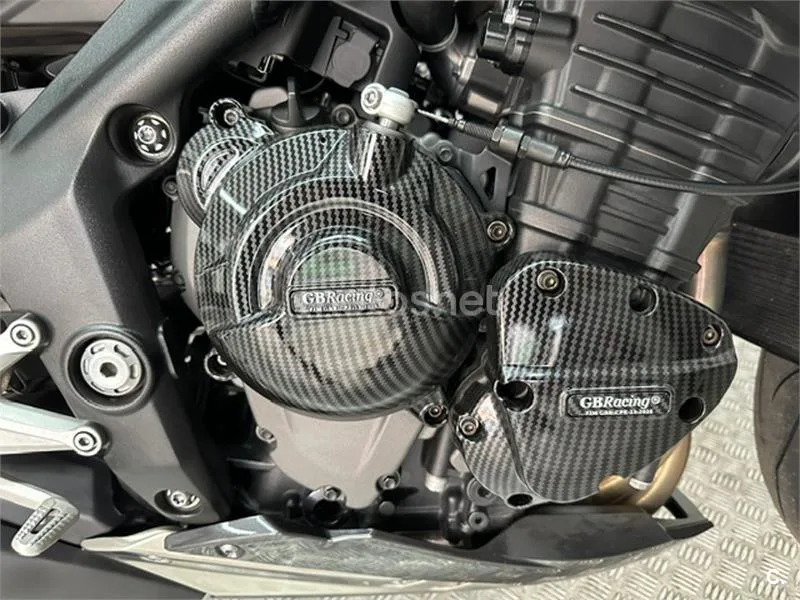 Triumph Speed Triple – Vista 9