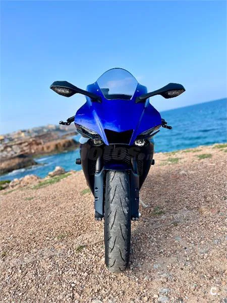 Yamaha R1 – Vista 3