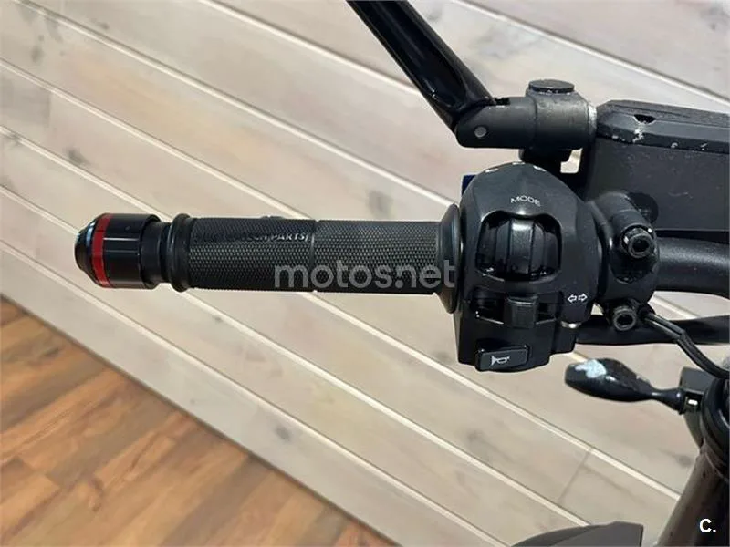 Aprilia Shiver 900 – Vista 12