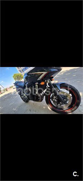 Yamaha FZ6 S S2 – Vista 4