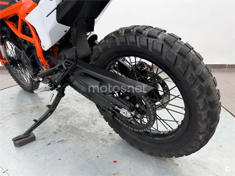 KTM 390 Enduro R – Vista 12