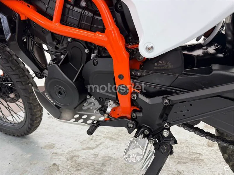 KTM 390 Enduro R – Vista 15