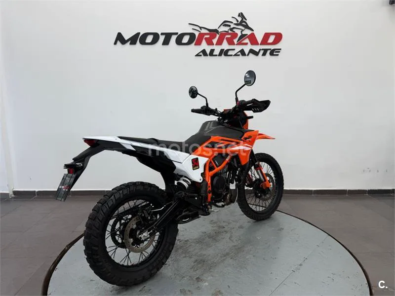KTM 390 Enduro R – Vista 3