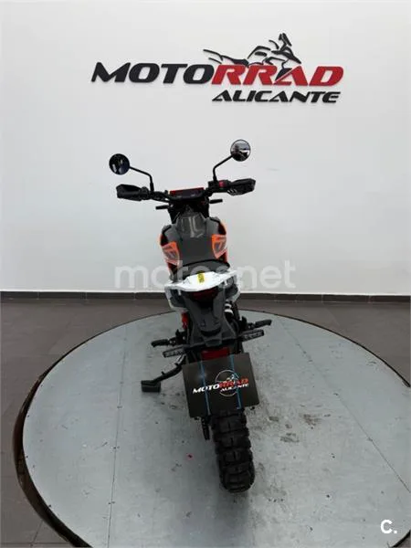 KTM 390 Enduro R – Vista 4