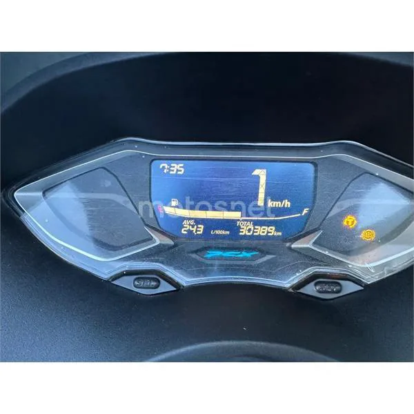 Honda PCX 125 – Vista 6