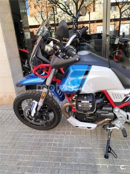 Moto Guzzi V85 TT – Vista 10