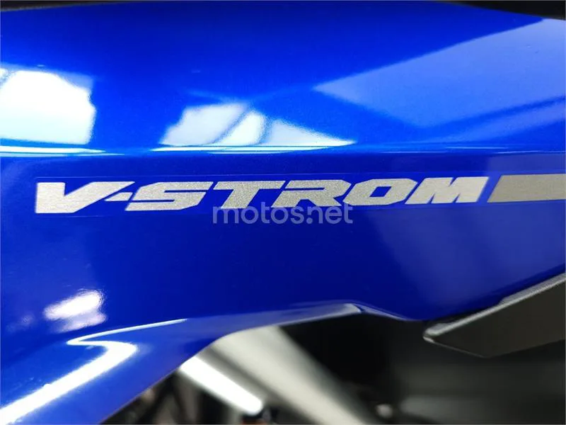 Suzuki V-Strom 800 – Vista 12
