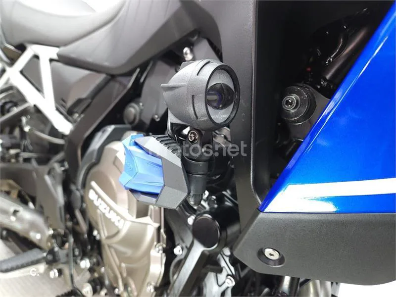 Suzuki V-Strom 800 – Vista 15