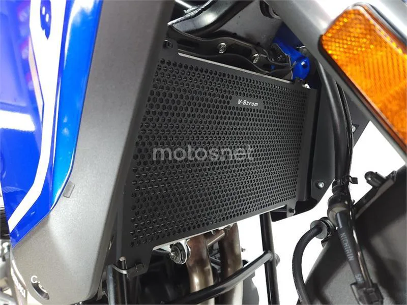 Suzuki V-Strom 800 – Vista 17