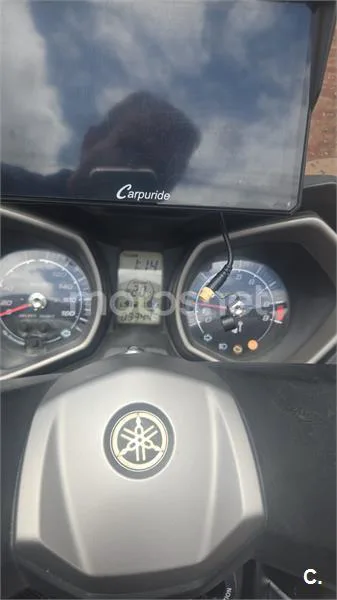 Yamaha XMAX 400 – Vista 2
