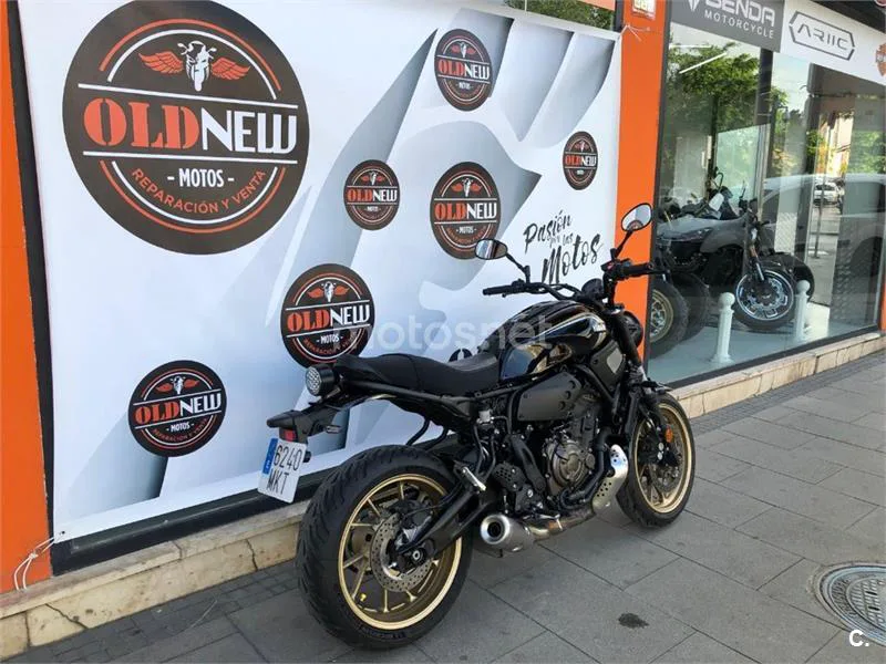 Yamaha XSR 700 – Vista 13