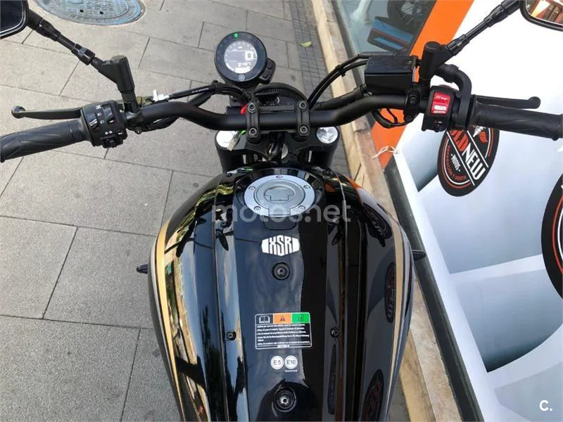 Yamaha XSR 700 – Vista 4