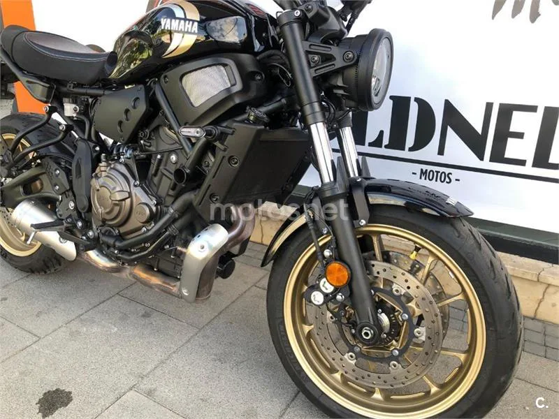 Yamaha XSR 700 – Vista 5