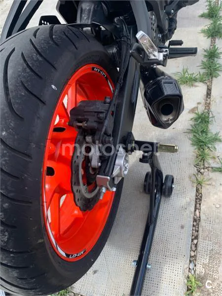 Yamaha MT-07 – Vista 10