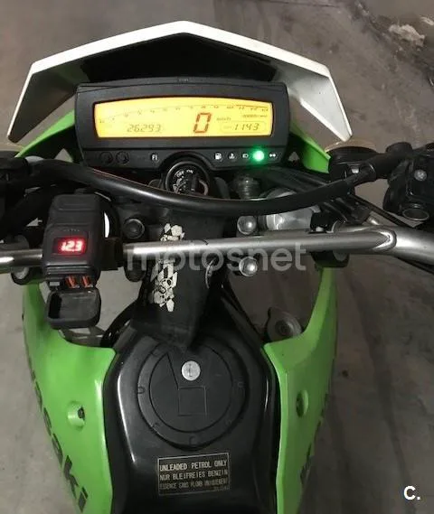 Kawasaki KLX250 – Vista 5