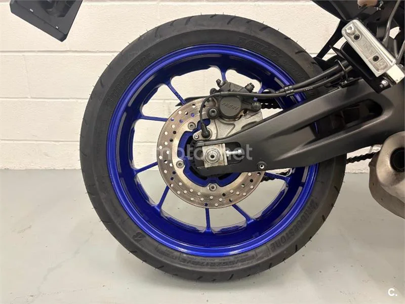 Yamaha Tracer 7 – Vista 9