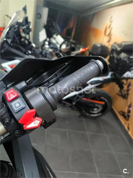 KTM 1290 Super Adventure – Vista 4