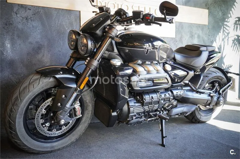Triumph Rocket 3 – Vista 12