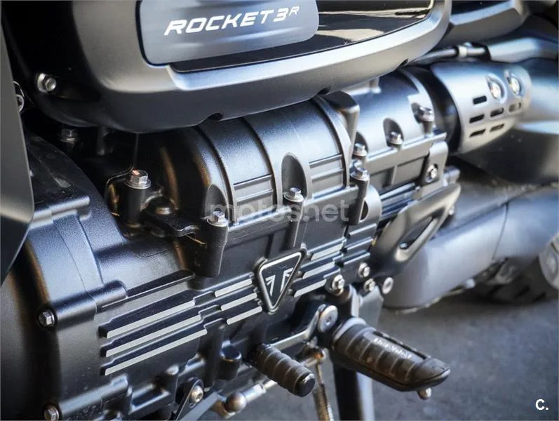 Triumph Rocket 3 – Vista 13