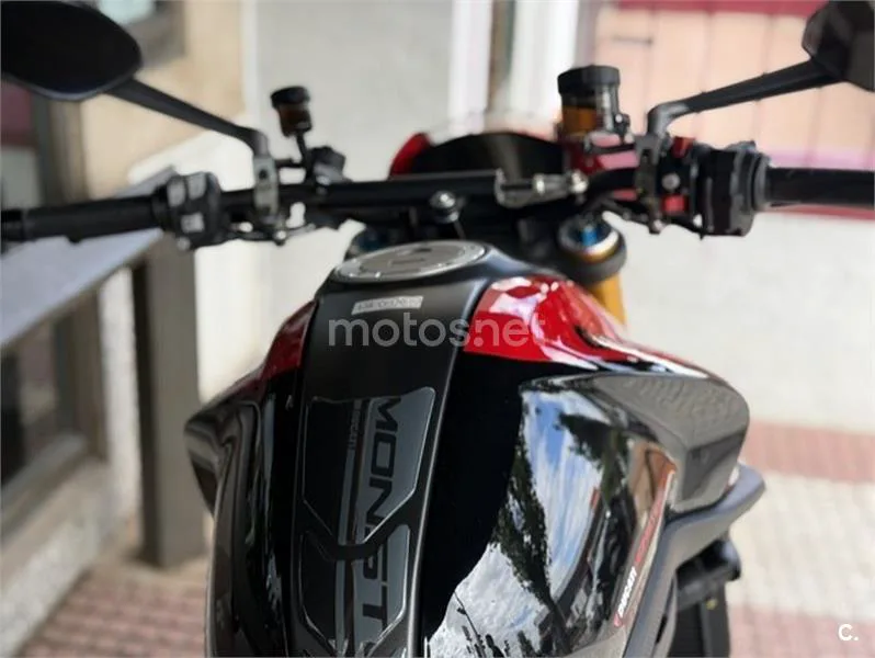 Ducati Monster – Vista 3