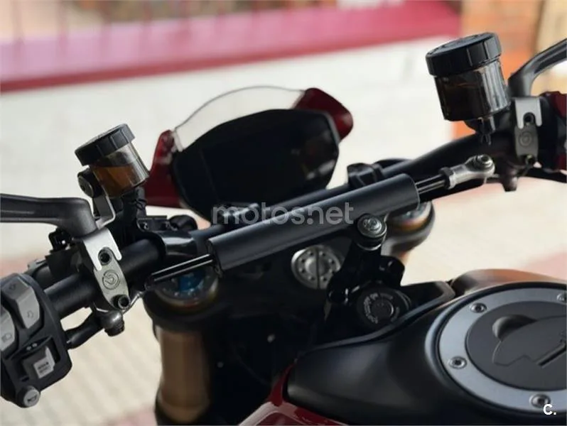 Ducati Monster – Vista 4