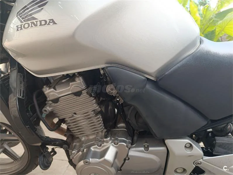 Honda CBF 500 – Vista 2