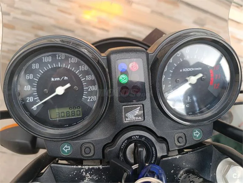Honda CBF 500 – Vista 12