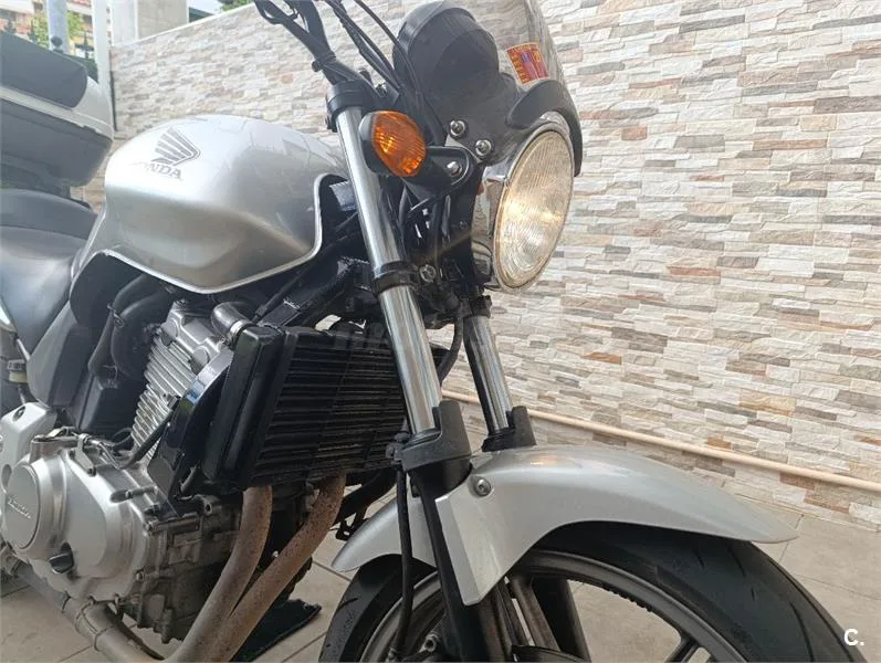 Honda CBF 500 – Vista 6