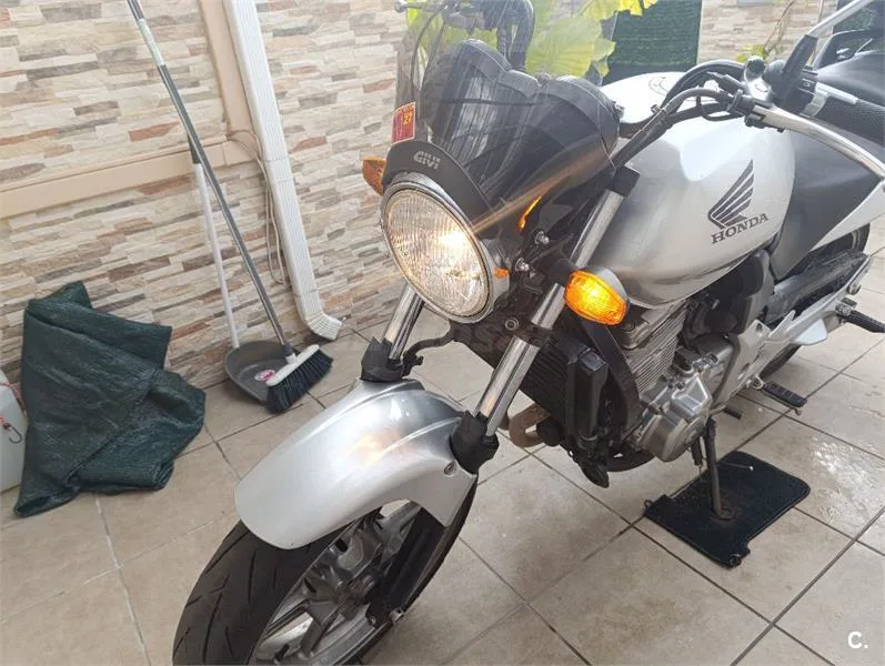 Honda CBF 500 – Vista 8