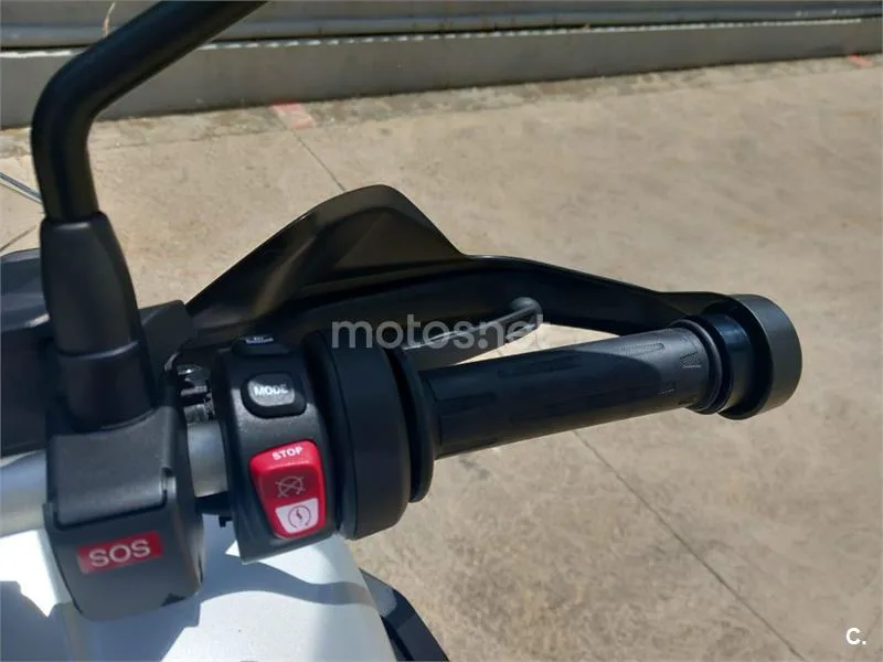 BMW F 900 GS – Vista 8
